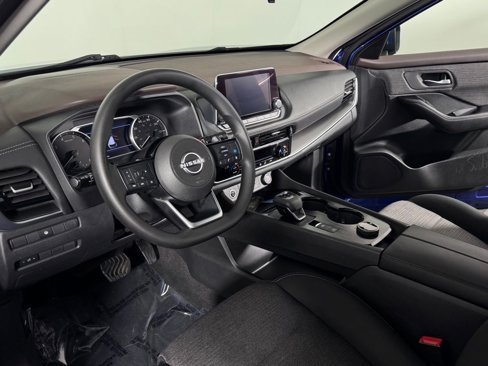 Used 2022 Nissan Rogue SV image 12
