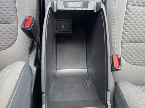 Used 2020 Ford Escape SE image 39