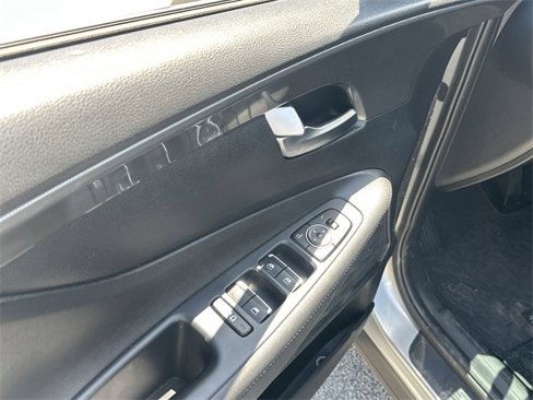 Used 2023 Hyundai Santa Fe SEL image 16