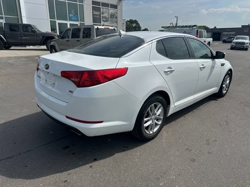 Used 2013 Kia Optima LX w/ Convenience Pkg image 3