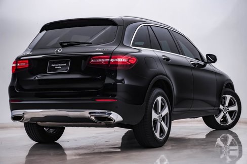 Used 2018 Mercedes-Benz GLC 300 4MATIC image 8