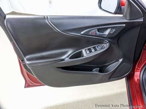 Used 2020 Chevrolet Malibu LT w/ Leather Package image 19