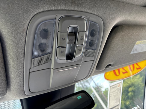 Used 2020 Hyundai Santa Fe Limited image 38