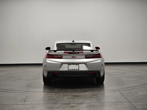 Used 2016 Chevrolet Camaro LT image 7