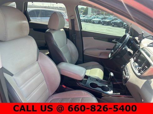 Used 2019 Kia Sorento SX w/ SX Touring Package image 6