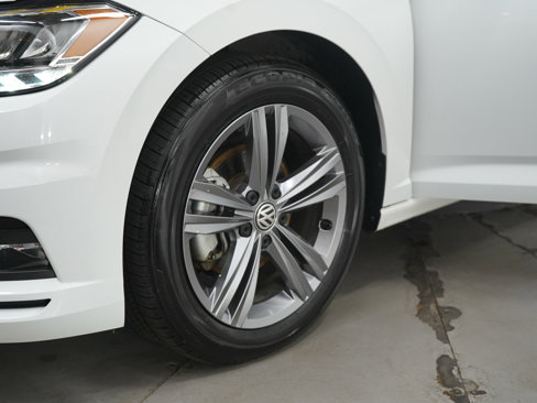 Used 2021 Volkswagen Jetta R-Line image 27
