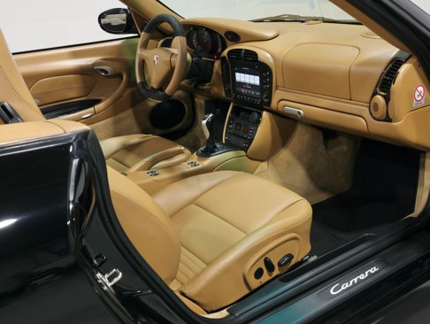 Used 2003 Porsche 911 Cabriolet image 3