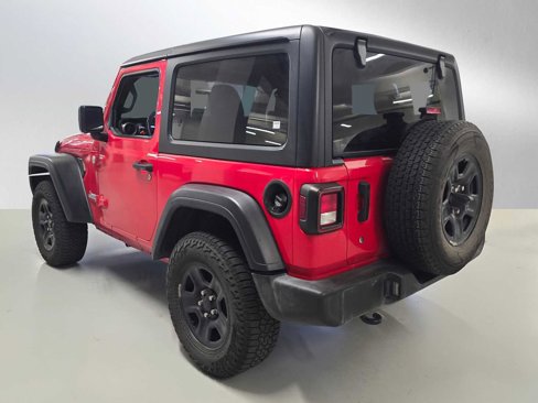 Used 2019 Jeep Wrangler Sport image 5