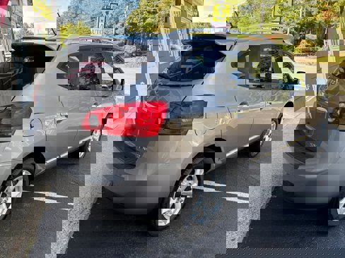 Used 2011 Nissan Rogue SV image 5