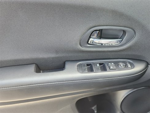 Certified 2022 Honda HR-V LX image 24