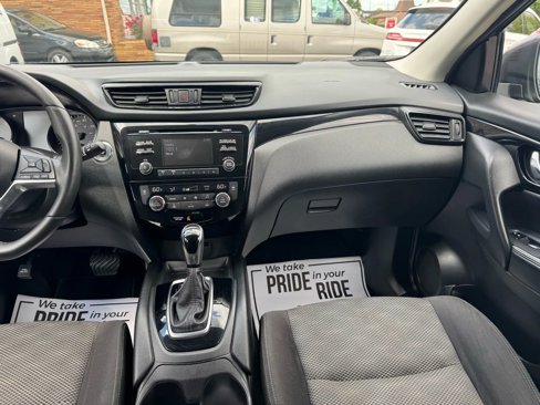Used 2018 Nissan Rogue Sport SV w/ SV All-Weather Package image 29