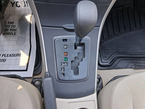 Used 2012 Toyota Corolla L image 24