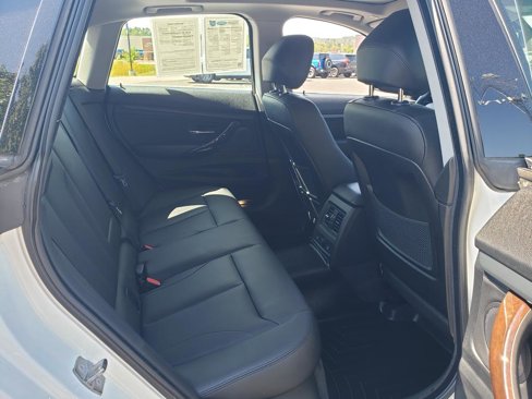 Used 2015 BMW 328i Gran Turismo xDrive image 20