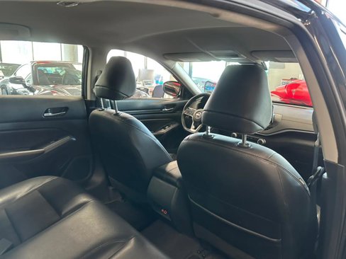 Used 2022 Nissan Altima 2.5 SR image 22