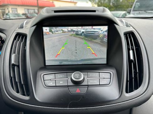 Used 2018 Ford Escape SE w/ SE Sync 3 Package image 22