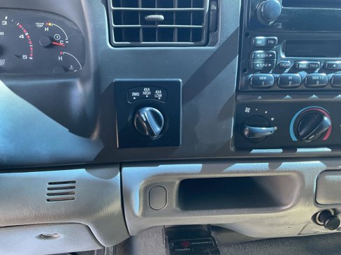 Used 2003 Ford F350 Lariat image 17