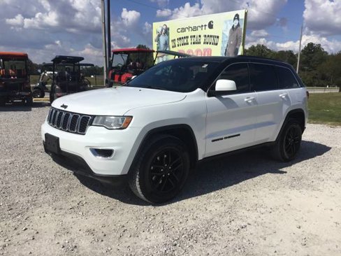 Used 2018 Jeep Grand Cherokee Laredo image 7