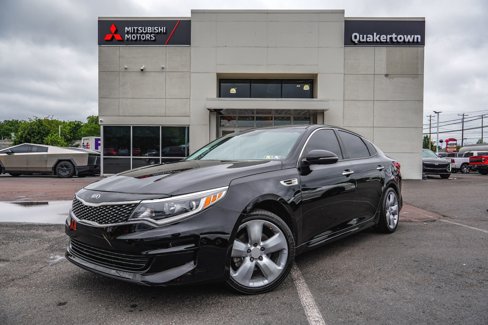 Used 2017 Kia Optima EX image 1