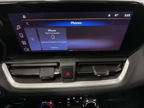 Used 2024 Chevrolet TrailBlazer LS image 29