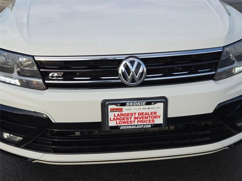 Used 2020 Volkswagen Tiguan SE R-Line image 4
