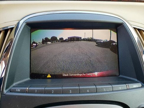 Used 2013 Buick LaCrosse Premium image 17
