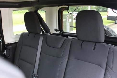 Used 2021 Jeep Wrangler Unlimited Sport image 25