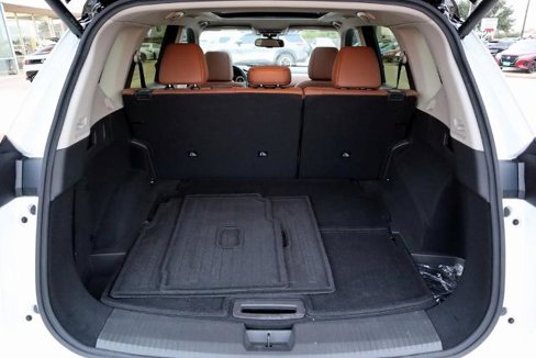 Certified 2024 Nissan Rogue Platinum w/ Platinum Premium Package image 11