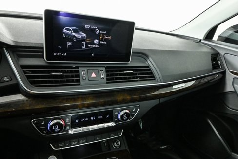 Used 2020 Audi Q5 2.0T Premium Plus w/ Premium Plus Package image 12