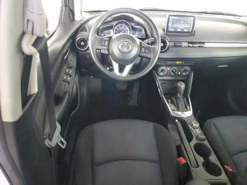 Used 2017 Toyota Yaris iA image 13