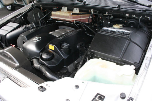Used 2000 Mercedes-Benz ML 320 4MATIC image 23