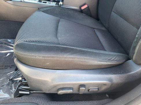 Used 2017 Subaru Outback 2.5i Premium image 16