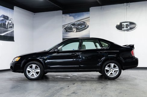 Used 2005 Subaru Outback 3.0R image 10
