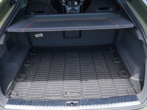 Used 2023 Lamborghini Urus Performante image 21