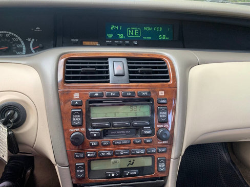 Used 2000 Toyota Avalon XLS image 35