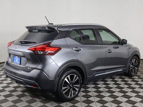 Used 2019 Nissan Kicks SR image 7