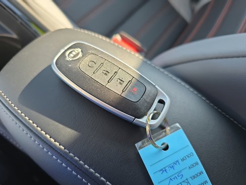 Used 2024 Nissan Kicks SR w/ SR Premium Package image 32