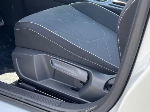 New 2025 Volkswagen Jetta Sport image 18