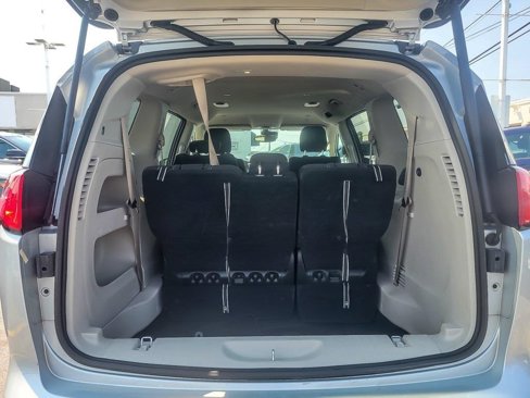 Certified 2023 Chrysler Voyager LX image 20