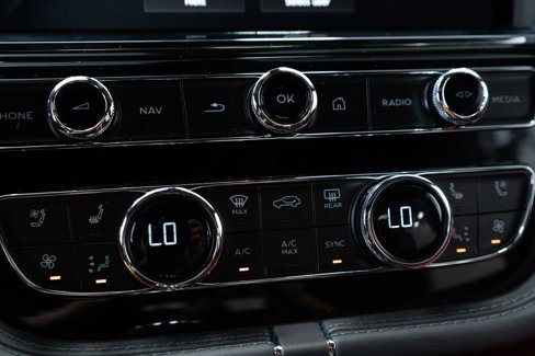 Certified 2023 Bentley Bentayga image 37