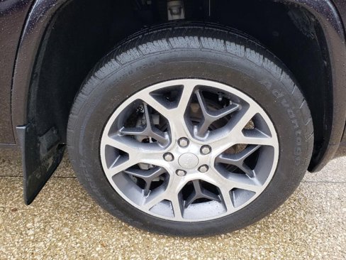 Used 2019 Jeep Grand Cherokee Overland image 48