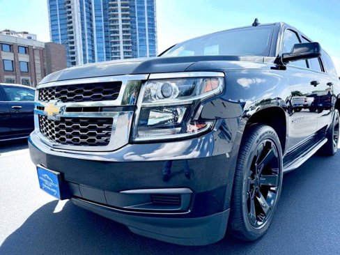 Used 2019 Chevrolet Suburban LS image 9