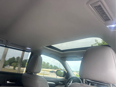 Used 2018 Toyota Highlander XLE image 30