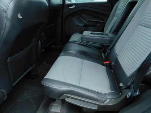 Used 2019 Ford Escape SE image 19