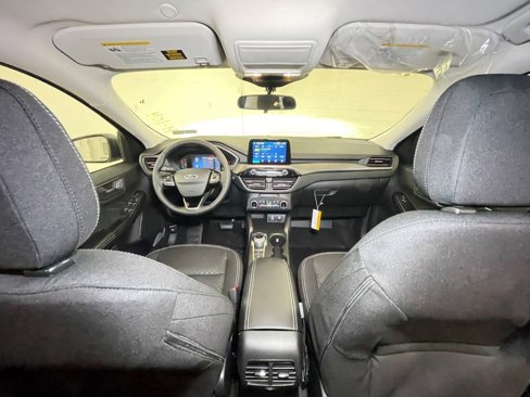 Used 2025 Ford Escape Active w/ Cold Weather Package image 21