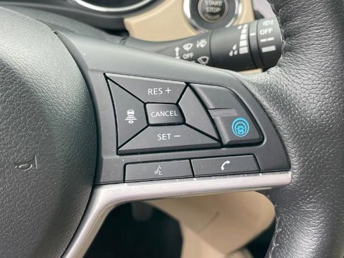 Certified 2019 Nissan Rogue SL image 17
