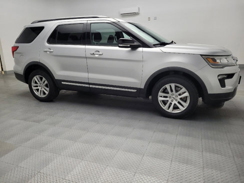 Used 2018 Ford Explorer XLT w/ Equipment Group 201A image 11