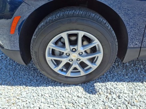 Used 2023 Chevrolet Equinox LT image 34