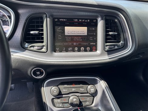 Used 2015 Dodge Challenger R/T Plus image 13