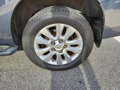 Used 2010 Toyota Sequoia Platinum image 8