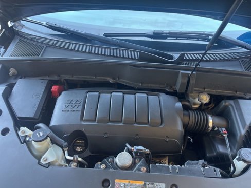 Used 2017 Chevrolet Traverse LT image 38